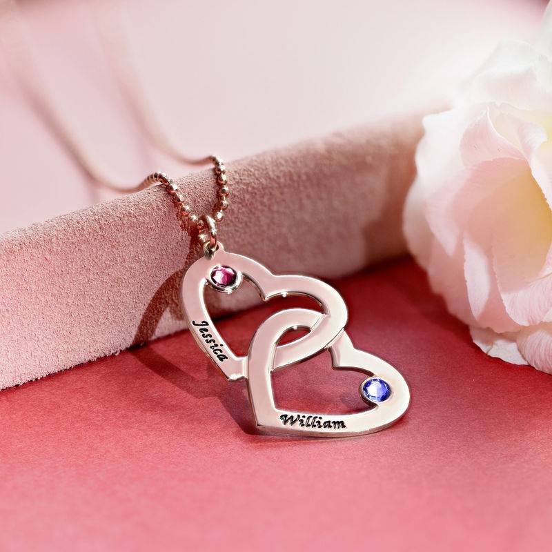 Rosé-vergulde hart-in-hart geboorteketting Productfoto