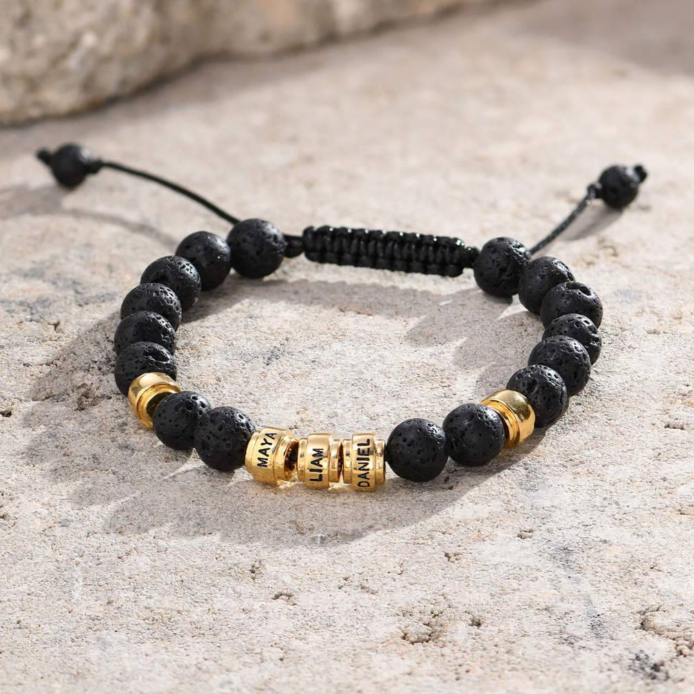 Schwarzes Armband mit Lavasteinen und vergoldeten Beads für Herren-4 Produktfoto