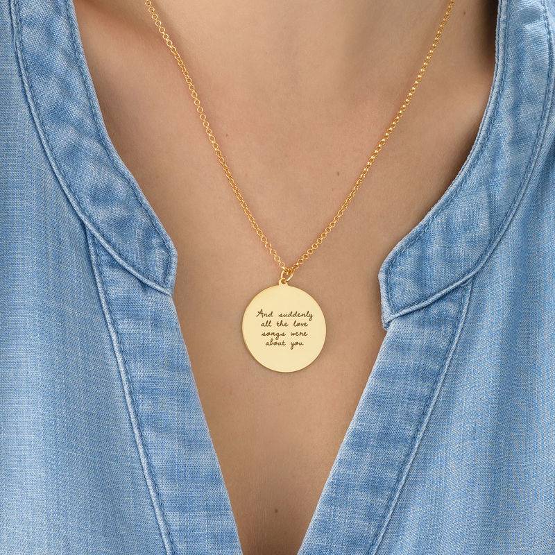 Gullbelagt medaljongsmykke med kjærlighetserklæring produktbilde