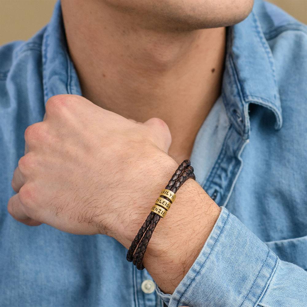 Navigator gevlochten bruine leren armband met kleine gepersonaliseerde kralen in 18k goud vermeil-1 Productfoto
