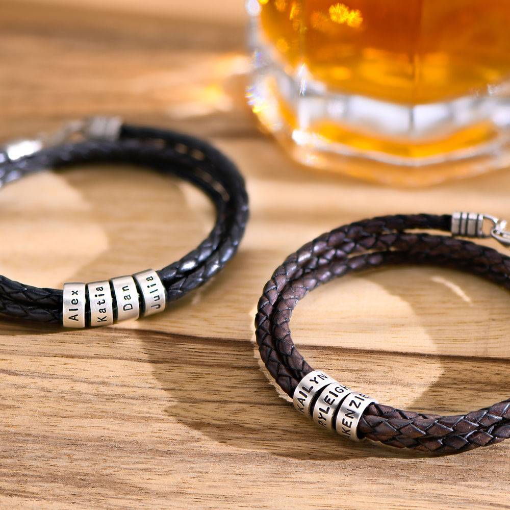 Bracelet Navigator en cuir tressé avec petites perles personnalisées en argent photo du produit