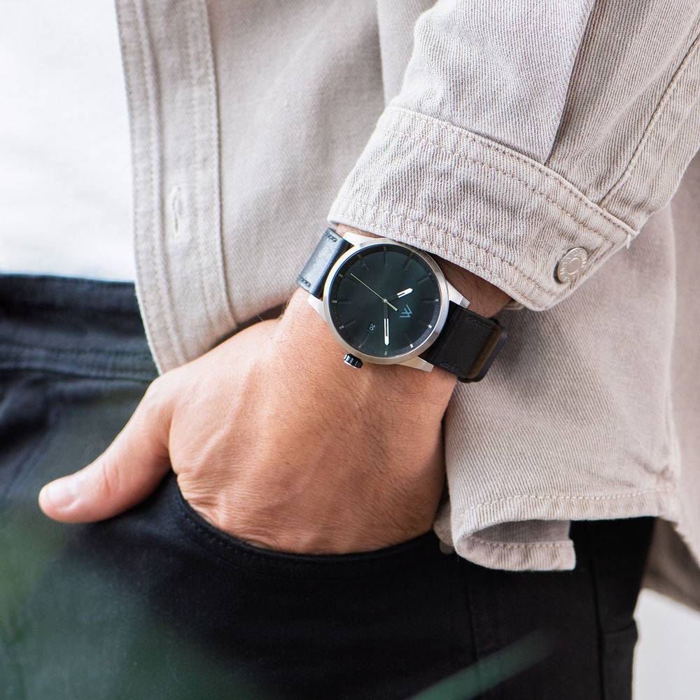 Odysseus Day Date minimalistische horloge met lederen band-8 Productfoto