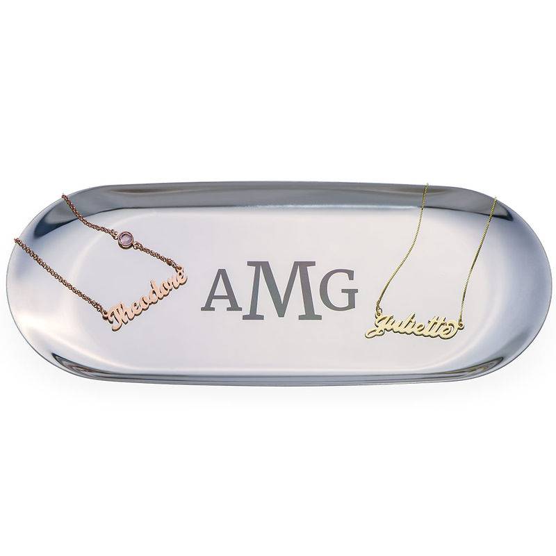 Personlig oval smyckesbricka i silverfärg-2 produktbilder