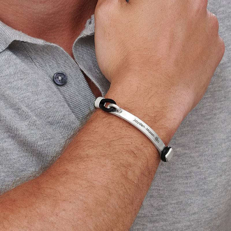 Gepersonaliseerde rubber armband met zilveren graveerbare bar-5 Productfoto