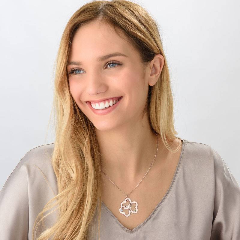 Collar de Triple Corazón en Chapa de Oro Rosa-1 foto de producto