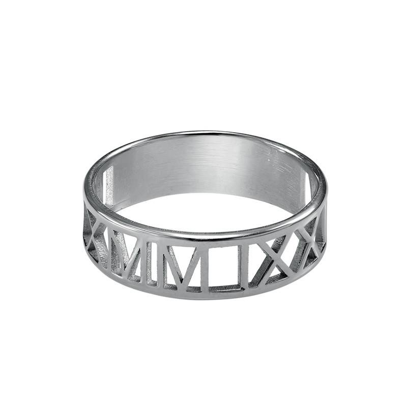 Romeins Cijfer Ring voor Dames in Sterling Zilver-1 Productfoto