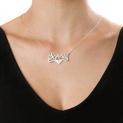 Silver Middle Heart Name Necklace product photo