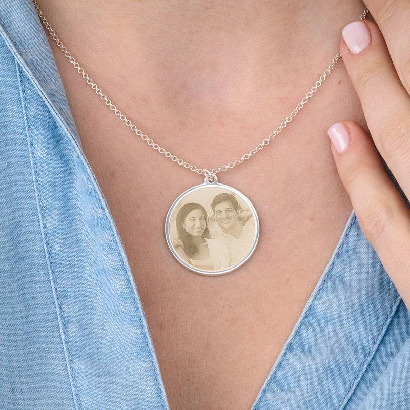 Silver Round Pendant Necklace with Photo Engraved-3 product photo
