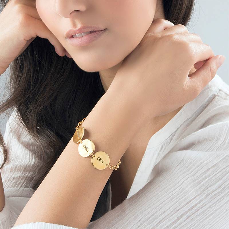 Special Gift for Mum - Disc Name Bracelet with 18ct Gold Plating-3 product photo
