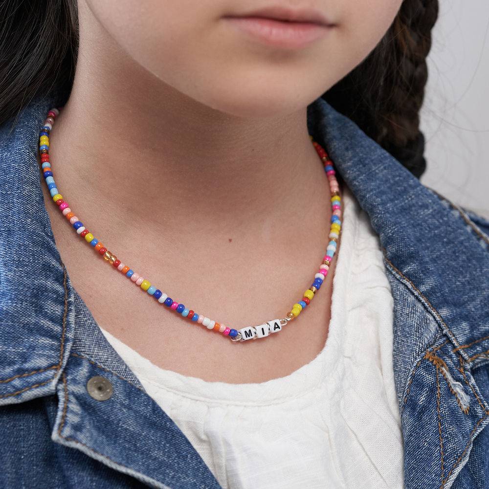 Regenbogen-Halskette mit bunten Perlen in Sterlingsilber