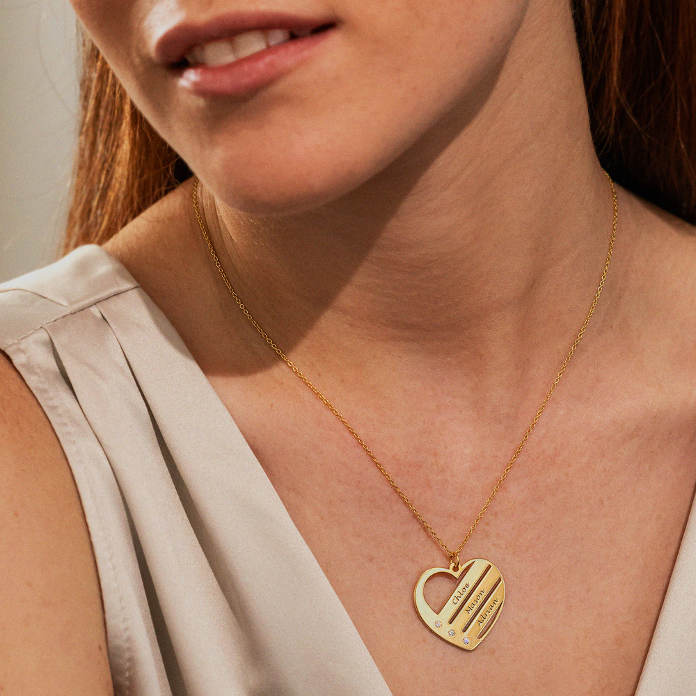 Collier Cœur Diamant avec Prénoms Gravés en Plaqué Or - 1 photo du produit