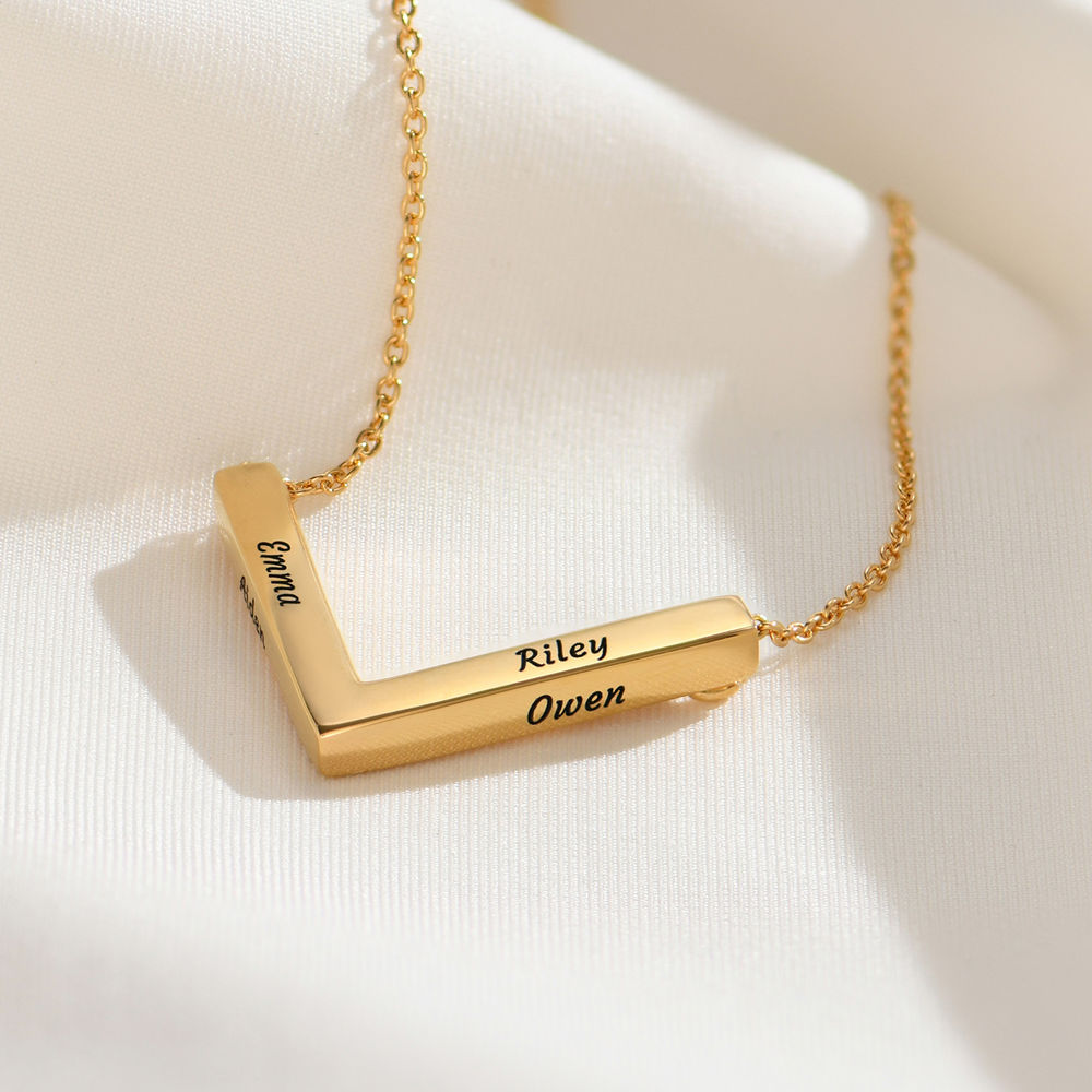 MYKA V-Necklace in 18k Gold Plating - 2 product photo