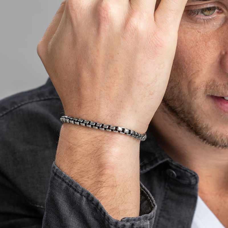 Box Chain Bracelet for Men in Black Silver - 1