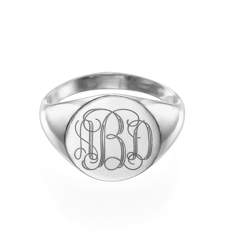 Signet Ring in Sterling Silver with Engraved Monogram - 1 product photo