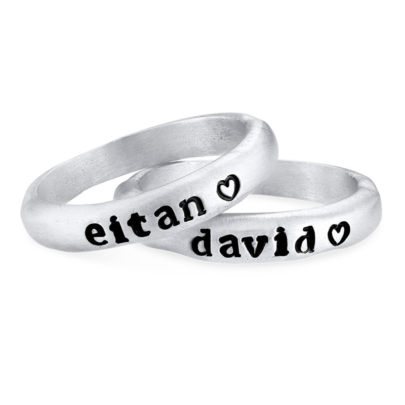 Stackable Engraved Ring with Names in Sterling Silver - 1 product photo