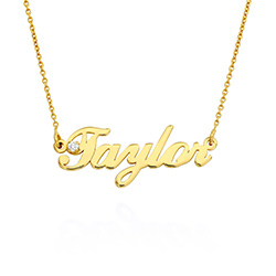 Small Classic Name Necklace with 5 Points Carats Diamond in Gold product photo