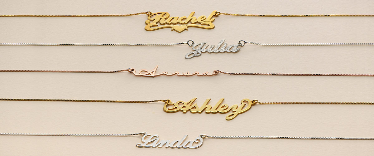 The Name Necklace Trend